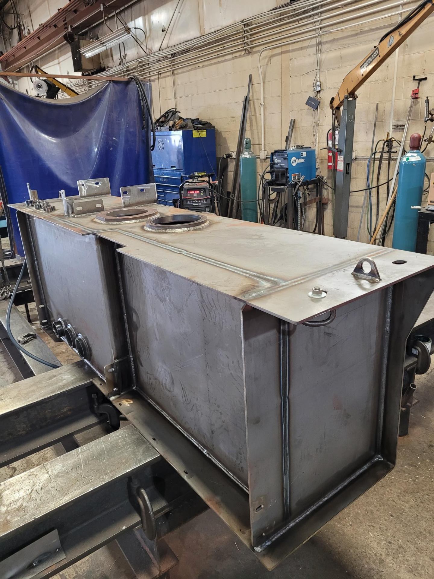 Heavy fabrication assembly