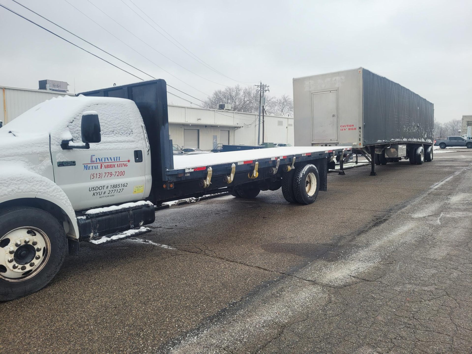CMF flatbed truck for oversized deliveries